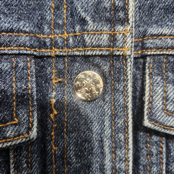 Women's Denim Jacket with Red Accents Size Large - Picture 5 of 8